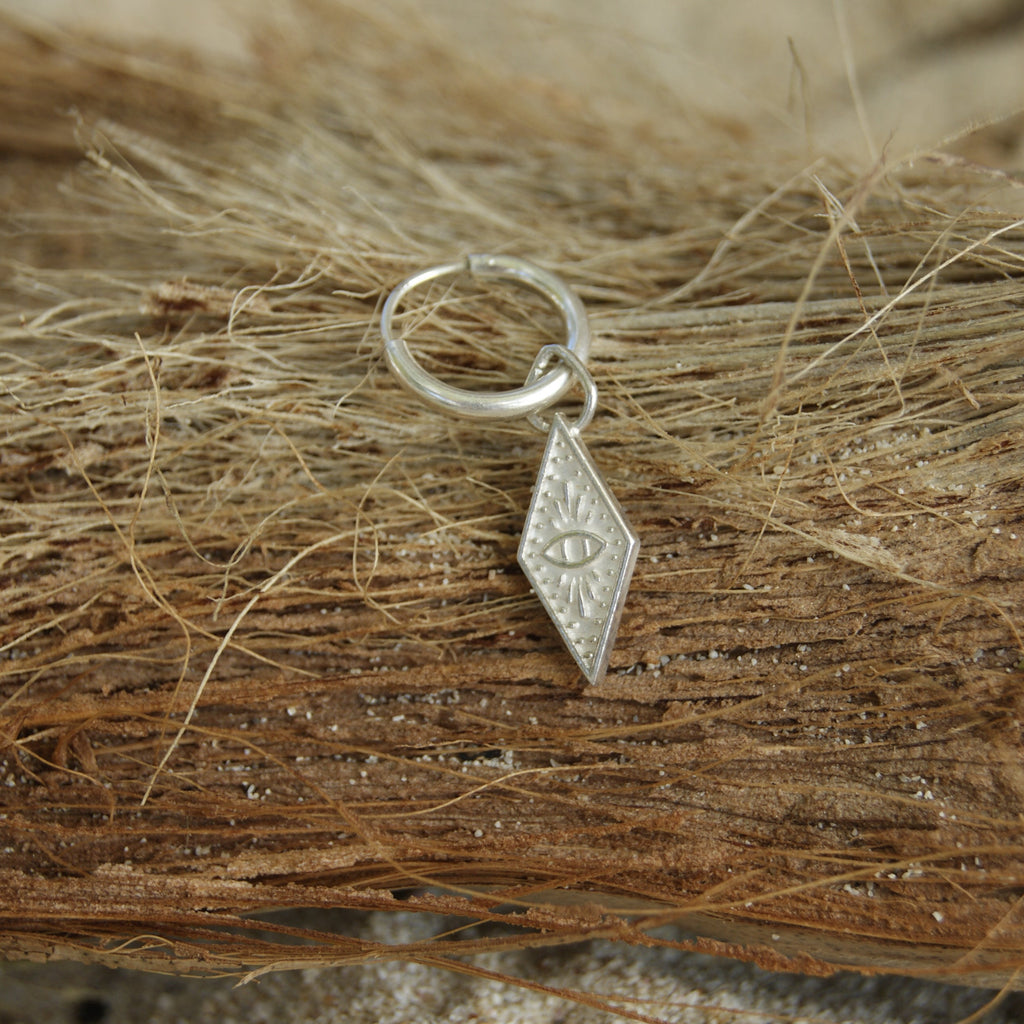 Earring Eye